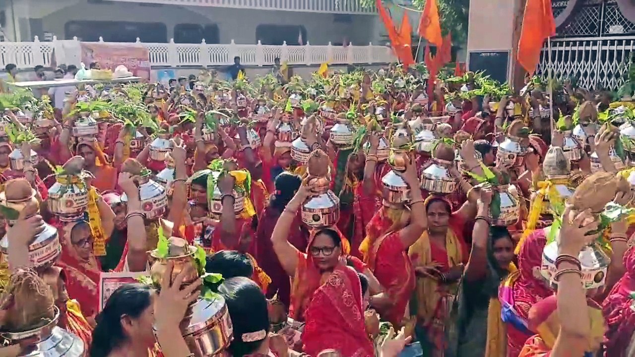 श्याम भक्तों ने जागरण से पूर्व  निकाली कलश यात्रा,,, देखें वीडियो
