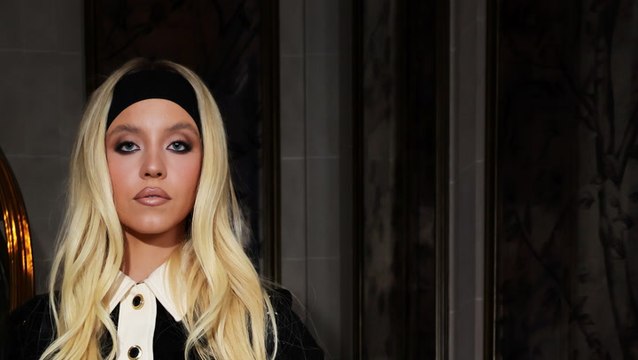 Sydney Sweeney Went Pantsless in Vertigo-Inducing Platform Heels and a Beloved Y2K Hair Accessory