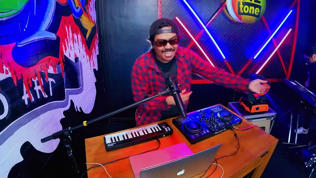 IKAN DALAM KOLAM - KALIA SISKA ft SKA 86 _ DJ KENTRUNG (UYE tone Official Music Video)