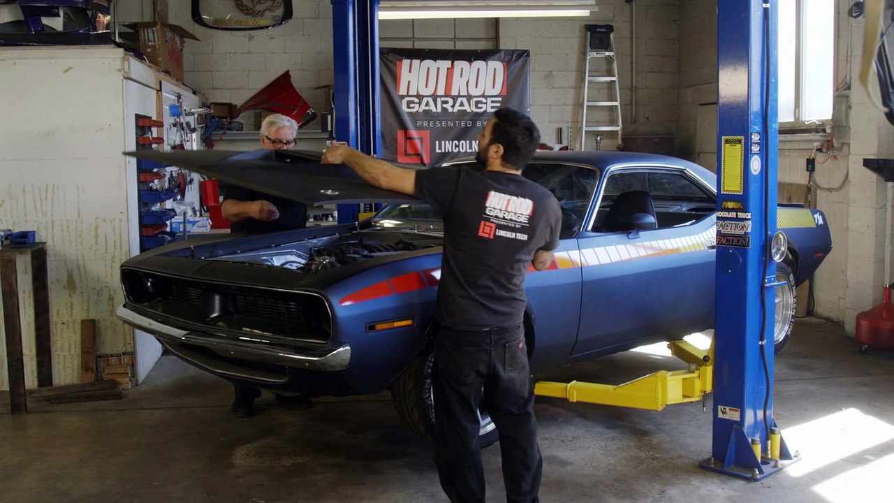 Drift ’Cuda Gets Sideways!! #fishtailcuda