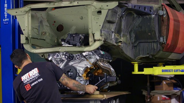 6.4 Hemi Crate Engine Swap! Drift `Cuda Gets Modern Hemi Power!!! #fishtailcuda