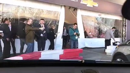 2017 Chevrolet Bolt EV Quick Spin - Motor Trend