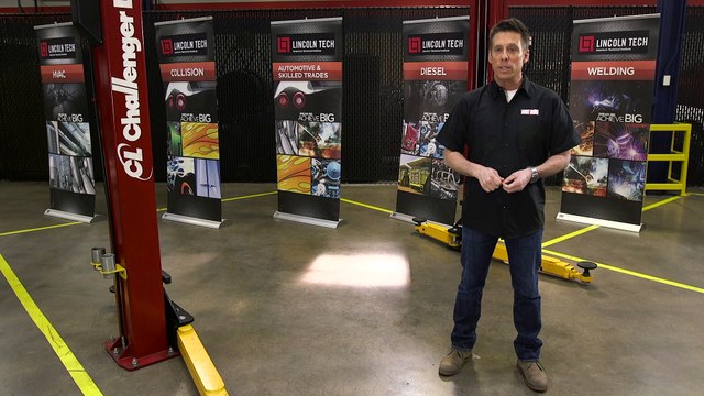 HOT ROD Garage | 1973 Dodge D200 Diesel 12V Cummins Swap!