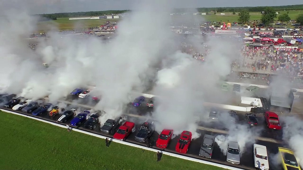 HOT ROD's World's Largest Burnout Record Attempt