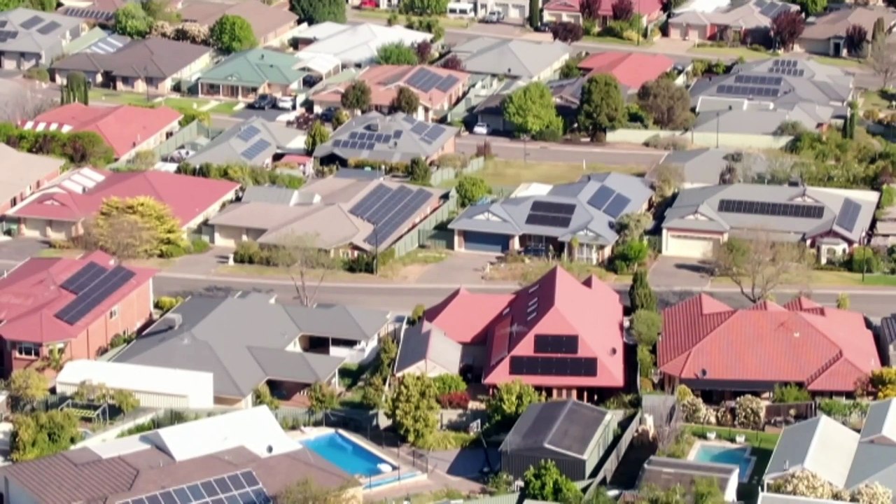 Rental vacancy rates drop around the nation as crisis worsens