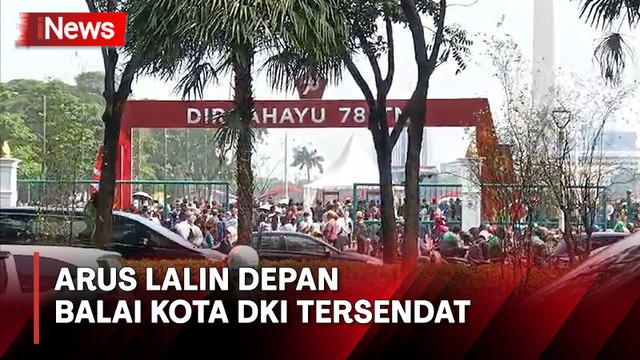 Arus Lalin Tersendat, Warga Antusias Saksikan Peringatan HUT TNI ke-78 di Monas