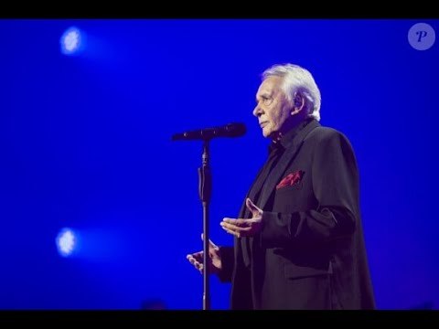 Retour grandiose (et très drôle) sur scène, sa femme Anne-Marie Périer aux premières loges