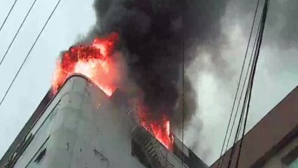 경기 성남시 상가 옥상에서 불...인명피해 없어 / YTN