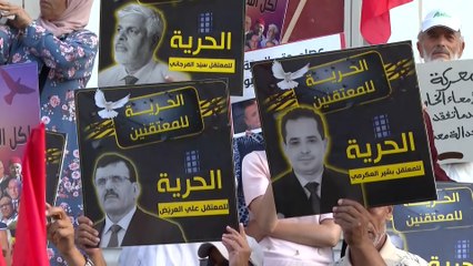 عائلات المعتقلين السياسيين في تونس يبدؤون اعتصاما مفتوحا