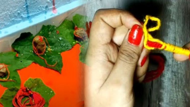 Jitiya Vrat 2023: जितिया व्रत में लाल धागा कैसे पहनते हैं, जितिया धागे में लॉकेट कैसे पहने | Boldsky