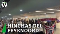 Los hinchas del Feyenoord causaron incidentes en el interior del Metropolitano