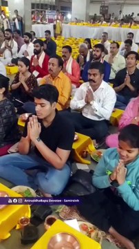 Shraddhavans perform Shree Sai Mahimna Abhishek during Ramnavami Utsav 2023 _ Sadguru Aniruddha Bapu