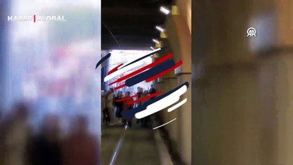 Topkapı'da tramvay arızası yolculara zor anlar yaşattı