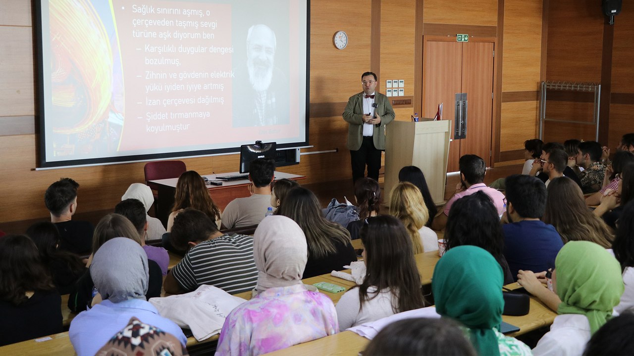 Prof. Dr. Levent Öztürk açıkladı: Beynin kimyasını değiştiren aşkın ilk evreleri stresli geçiyor
