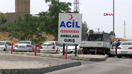 Batman'dan terhis olan oğullarını almak için yola çıkan ailenin aracı kaza yaptı: 2 ölü, 3 yaralı