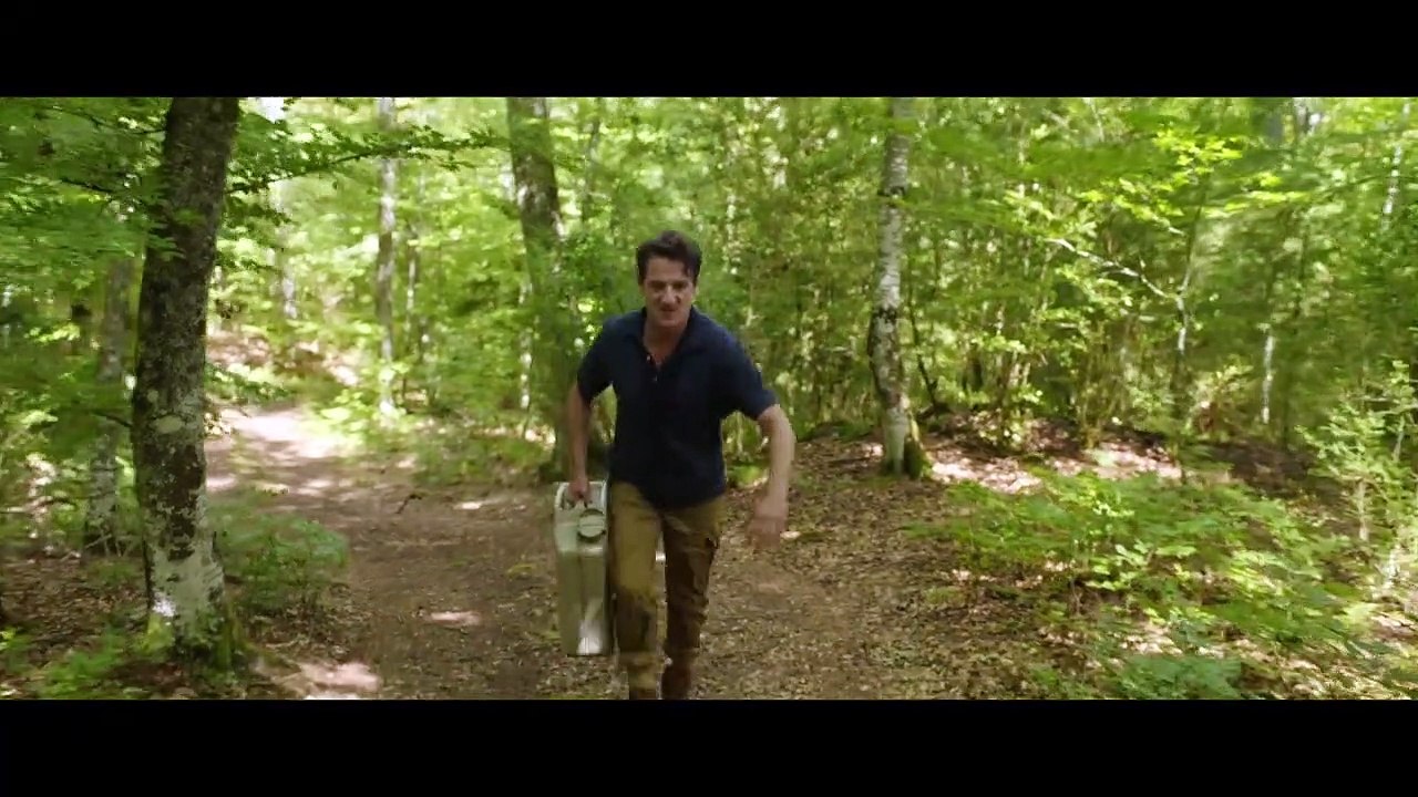 Mise au vert EXTRAIT VF "Les vacances vont pouvoir commencer"