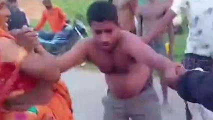 कानपुर: मकान खाली कराने गये भाजपा नेता की हुई जमकर पिटाई, वीडियो वायरल