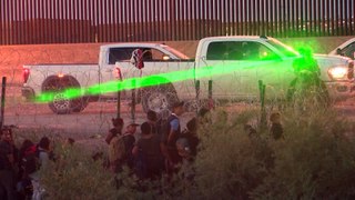 Video Viral: Inmigrantes intentando cruzar a El Paso