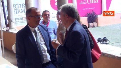 Romano Prodi prende il caff? al Festival delle Citt? di Ali