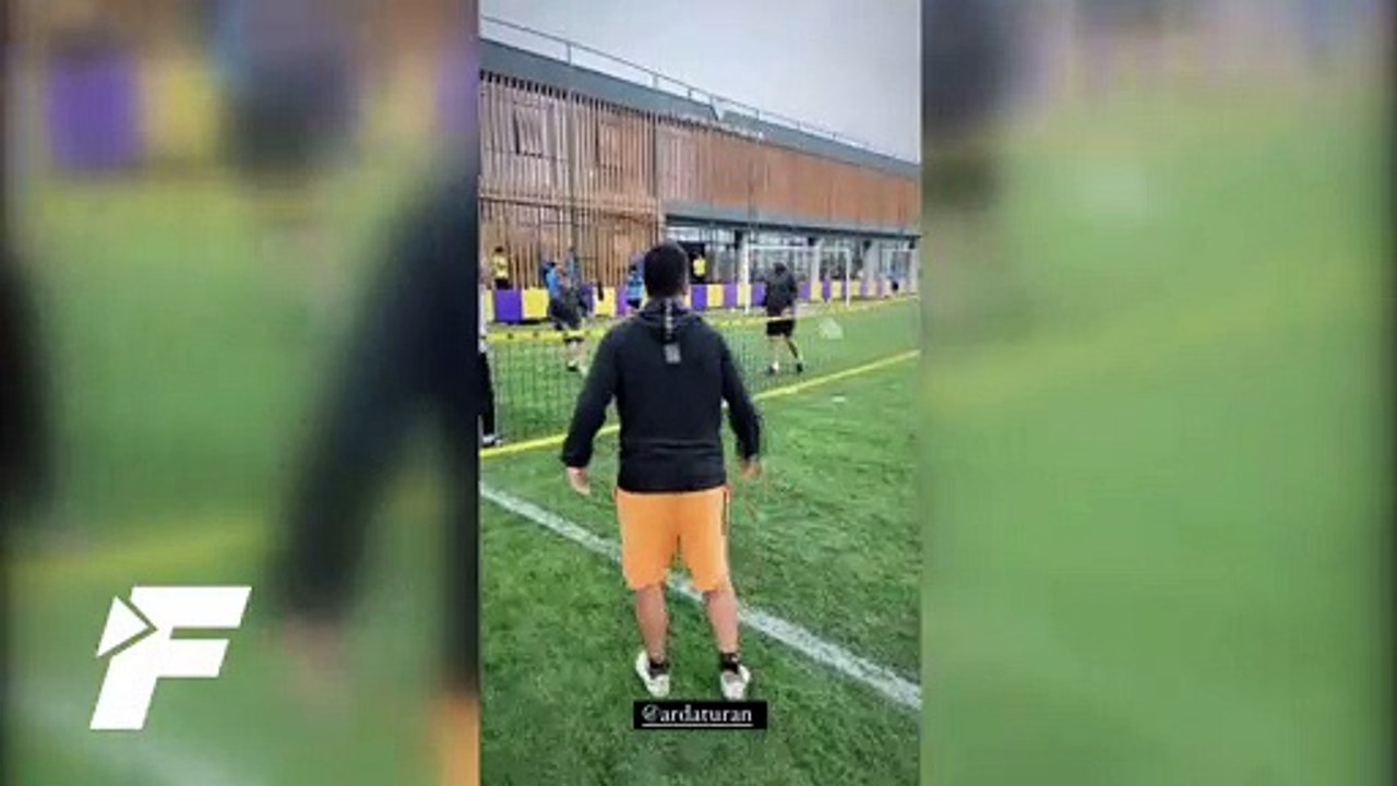 Arda Turan şov yaptı, yıllara meydan okudu!