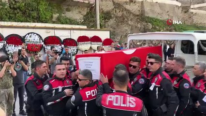 Un policier martyr de Hatay a été envoyé pour son dernier voyage dans sa ville natale avec des prières