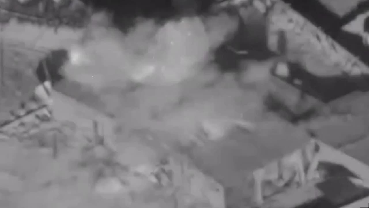 Un ataque con drones contra una academia militar en Siria deja casi un centenar de muertos y heridos