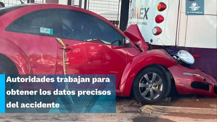 Conductor se impacta contra la parte trasera del Mexibús y pierde la vida