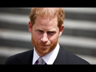 Royal Family LIVE: Palace staff fear Prince Harry will 'shock drop' his tell-all book