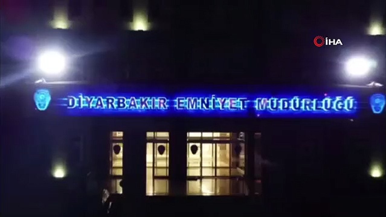 İçişleri Bakanı Yerlikaya: "İzmir, Eskişehir, Batman, Hakkari, Mardin, Diyarbakır, Ağrı, Bitlis, Kilis, Şırnak ve Kocaeli'nde Bölücü Terör Örgütü...