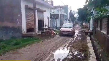 गोरखपुर: गंदगी और जलभराव के चलते नारकीय जीवन जीने को हुए मजबूर