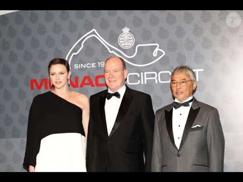 Charlene et Albert de Monaco complices à la télé : ils participent ensemble à une soirée historiqu