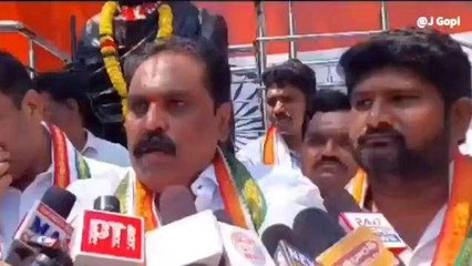 విశాఖ జిల్లా: కదంతొక్కిన కాంగ్రెస్ నేతలు.. ప్రధాని మోదీపై ఘాటు వ్యాఖ్యలు