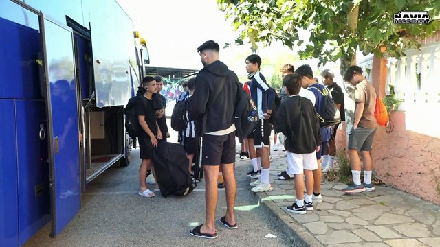 EQUIPO DE CHICOS DE KAZAJISTÁN Y JAPONESES DE LA FUNDACIÓN R.OVIEDO EN EL PARDO DE NAVIA 2023