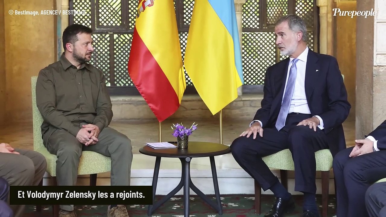 Letizia d'Espagne : Bronzée et élégantissime dans une robe de flamenco, son mari Felipe VI très fier