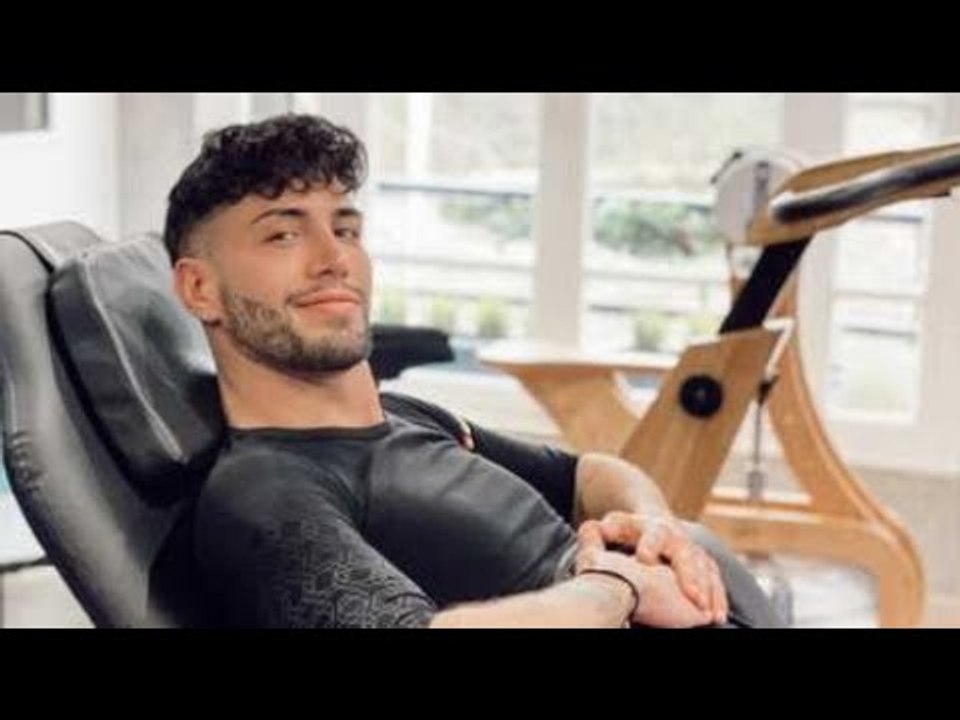 Secret Story 8 : Sacha Buyse s'offre de nouvelles fesses et diffuse l'opération sur...