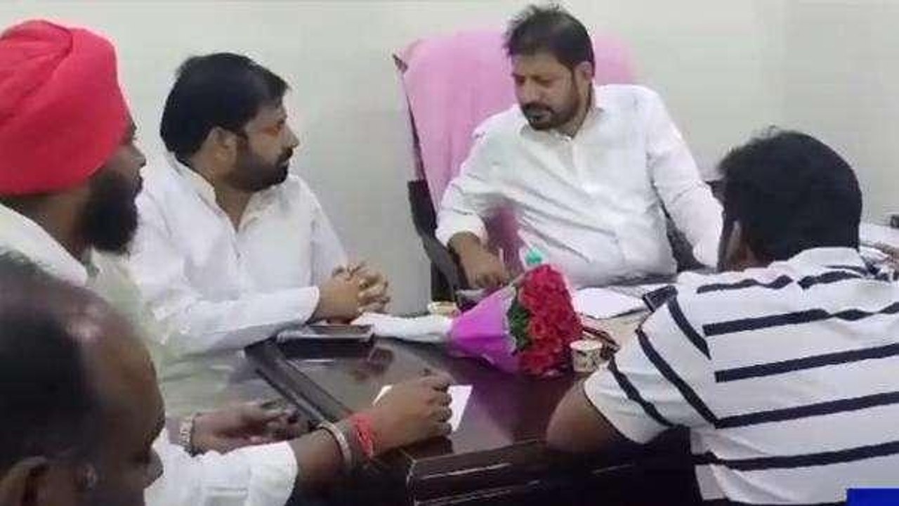 జడ్చర్ల: రానున్న ఎన్నికల్లో పార్టీ గెలుపే లక్ష్యంగా పనిచేయాలి