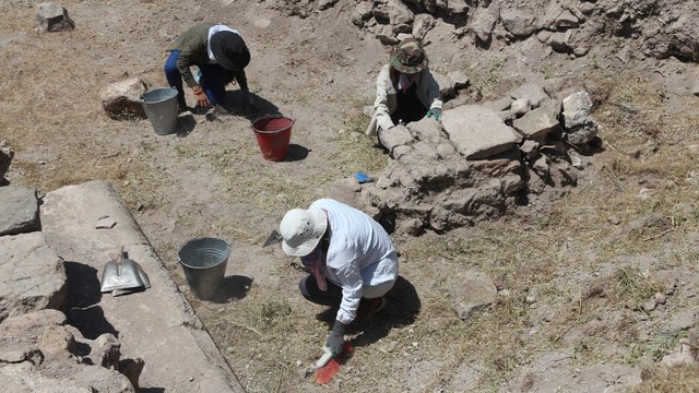Bitlis'teki arkeolojik kazılarda Erken Tunç Çağı'na ait yaşam izlerine ulaşıldı