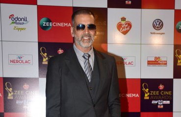 Akshay Kumar's son thinks his films are "bulls***".