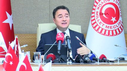 Babacan : Je trouve positif l'appel du gouvernement au dialogue sur la question israélo-palestinienne.