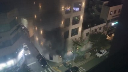 대구 신천동 상가건물 1층에서 불...인명피해 없어 / YTN