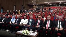 Prof. Dr. Ümit Meriç était l'invité d'honneur de la Foire du livre de Kocaeli