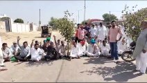 Farmers expressed their anger by blocking roads