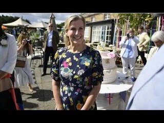 La "dignitosa" Sophie Wessex ha elogiato per il continuo supporto ai Queen "merita più credito!"