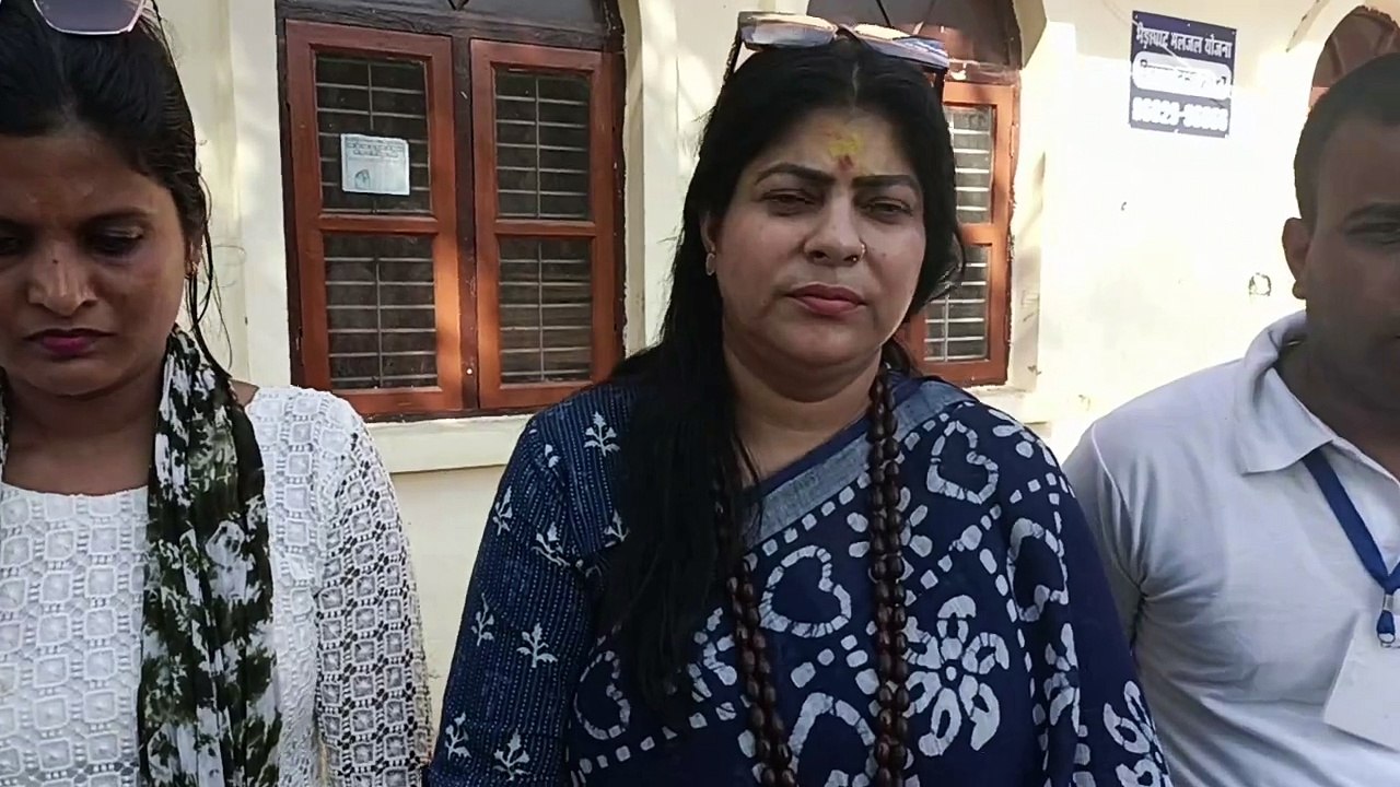 भेड़ाघाट में पॉलिथीन बैन, दोना पत्तल के इस्तेमाल पर रोक - देखें वीडियो