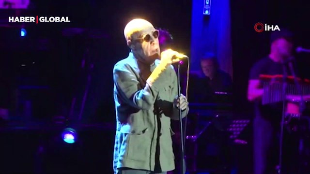 Zeytinburnu’nda kültür sanat sezonu Mazhar Alanson konseri ve Metin Aşoğlu sergiyle açıldı