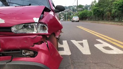 Colisão entre três veículos é registrada no Jardim Alvorada