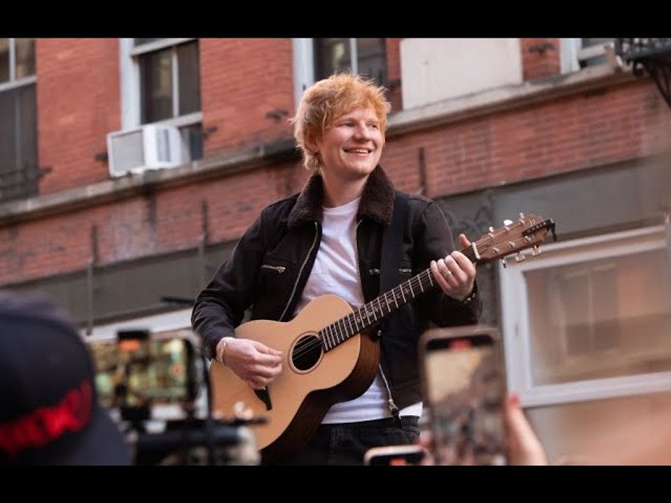 VIDEO: Ed Sheeran raconte la fois où il a fumé un joint avec Snoop Dogg