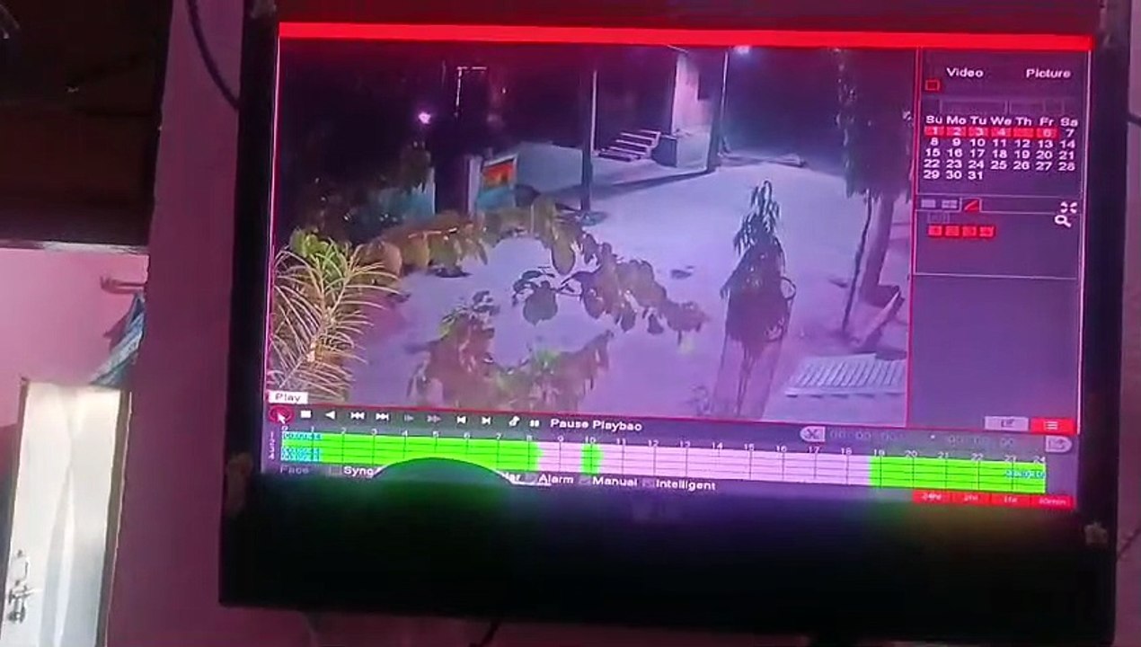 आधी रात बदमाशों ने इस कदर किया वाहनों पर पथराव...!