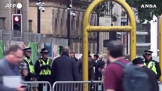 Regno Unito, Sunak prova a rianimare i Tory: Il nuovo siamo noi