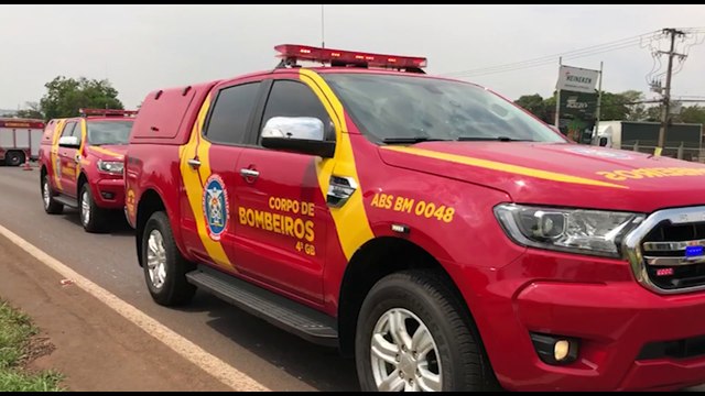 Motociclista fica ferido após forte colisão de trânsito na BR-277